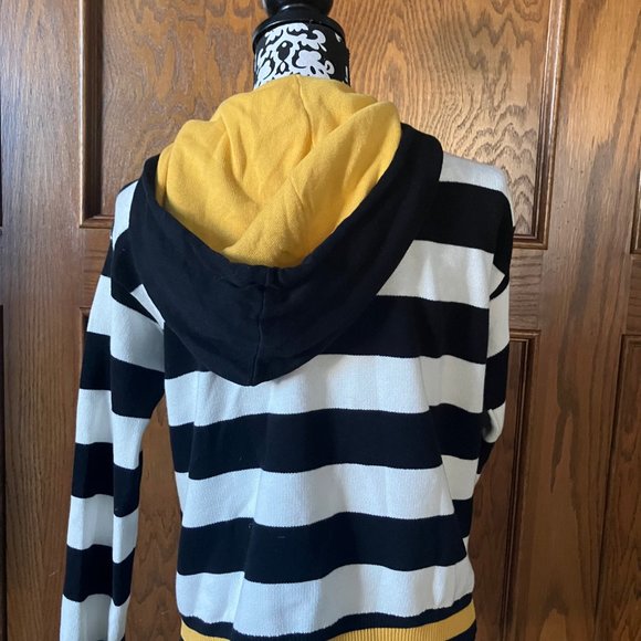 Striped Manari hooded sweater with yellow details - Picture 2 of 5